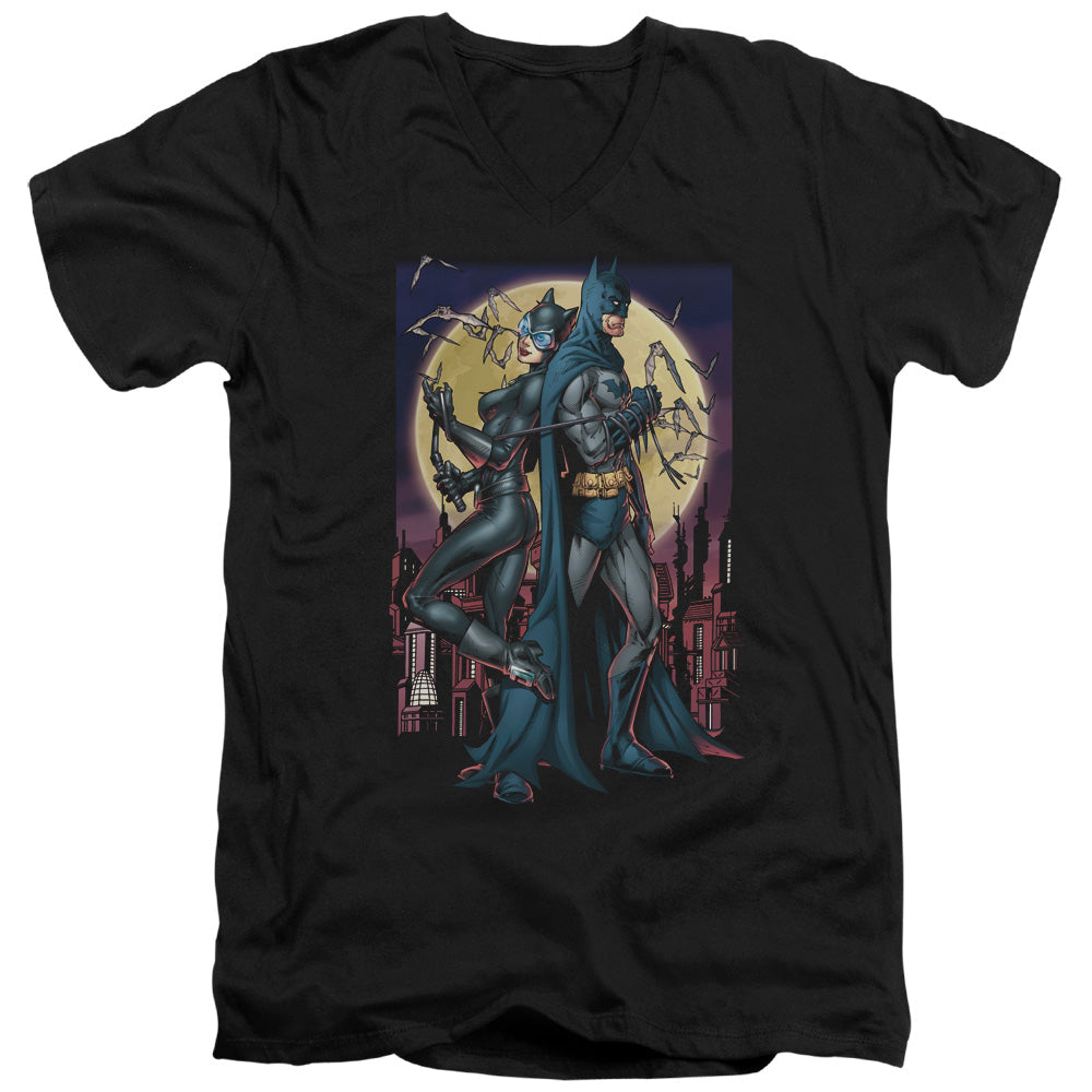 BATMAN/PAINT THE TOWN RED - S/S ADULT V-NECK 30/1 - BLACK
