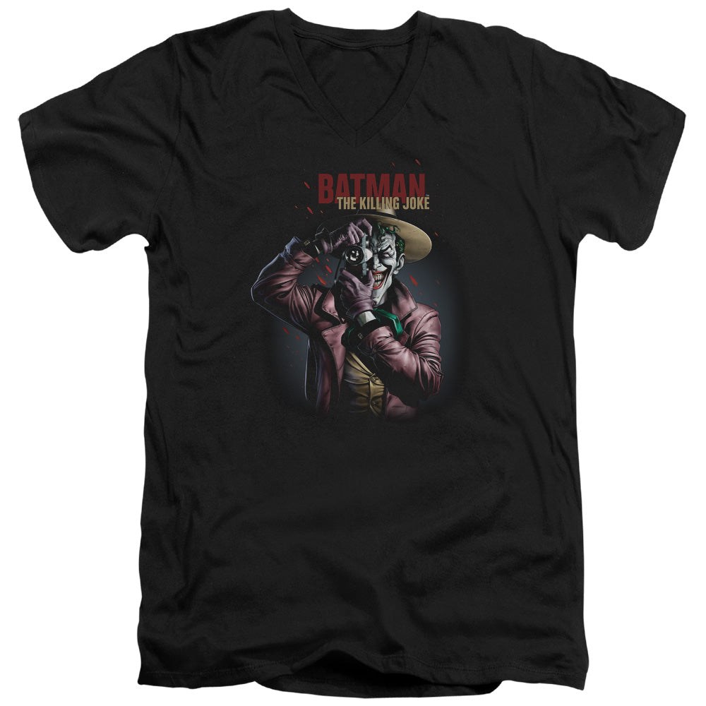 BATMAN/KILLING JOKE CAMERA - S/S ADULT V-NECK 30/1 - BLACK