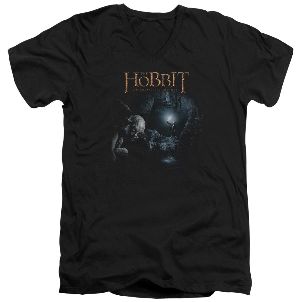 THE HOBBIT/LIGHT - S/S ADULT V-NECK 30/1 - BLACK