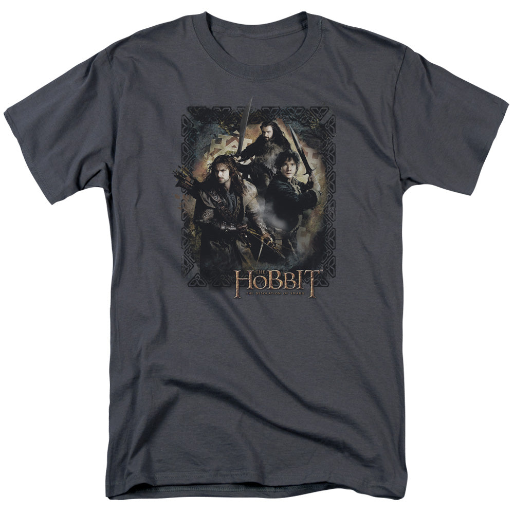 HOBBIT/WEAPONS DRAWN - S/S ADULT 18/1  -  CHARCOAL