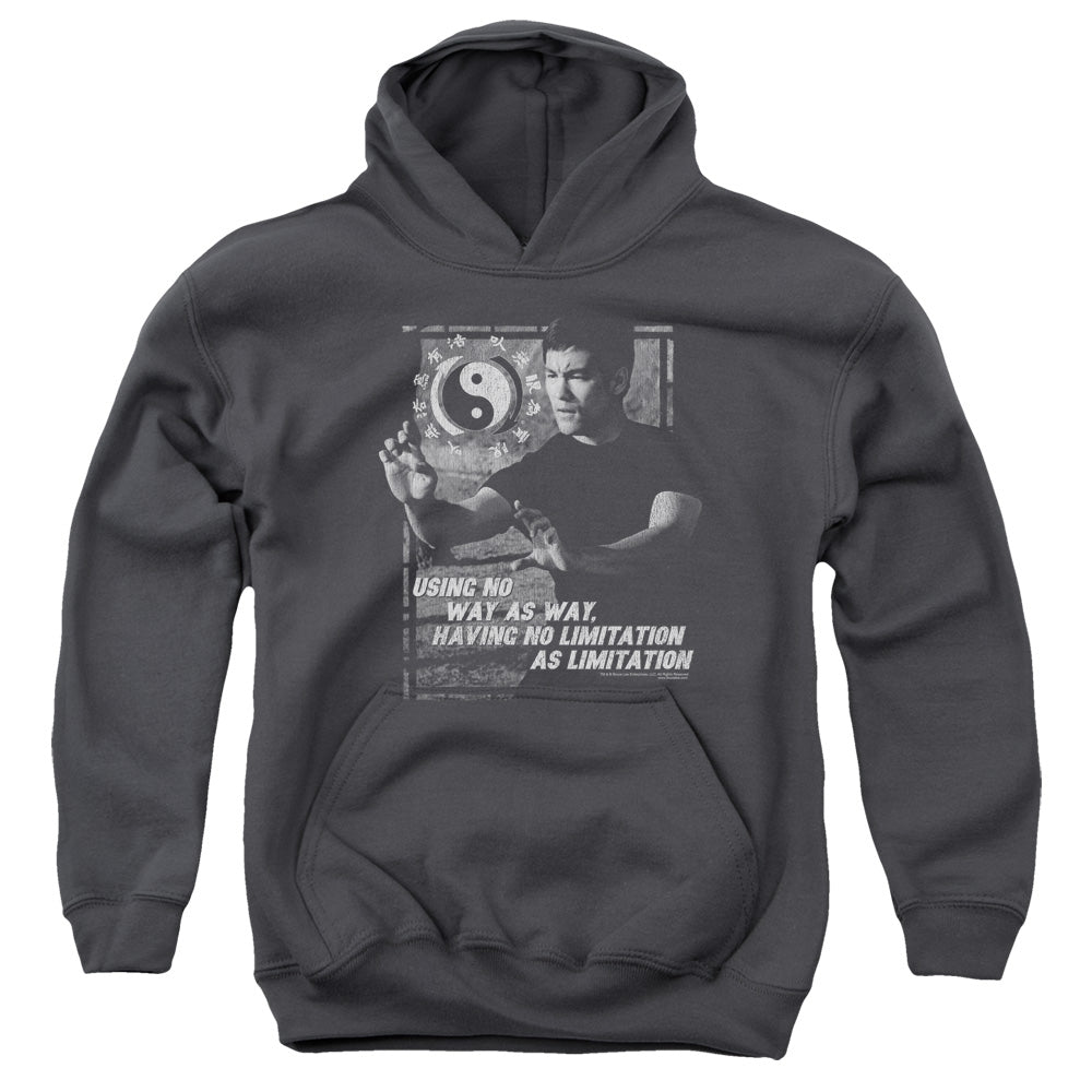 BRUCE LEE/NO WAY AS A WAY - YOUTH PULLOVER HOODIE - CHARCOAL