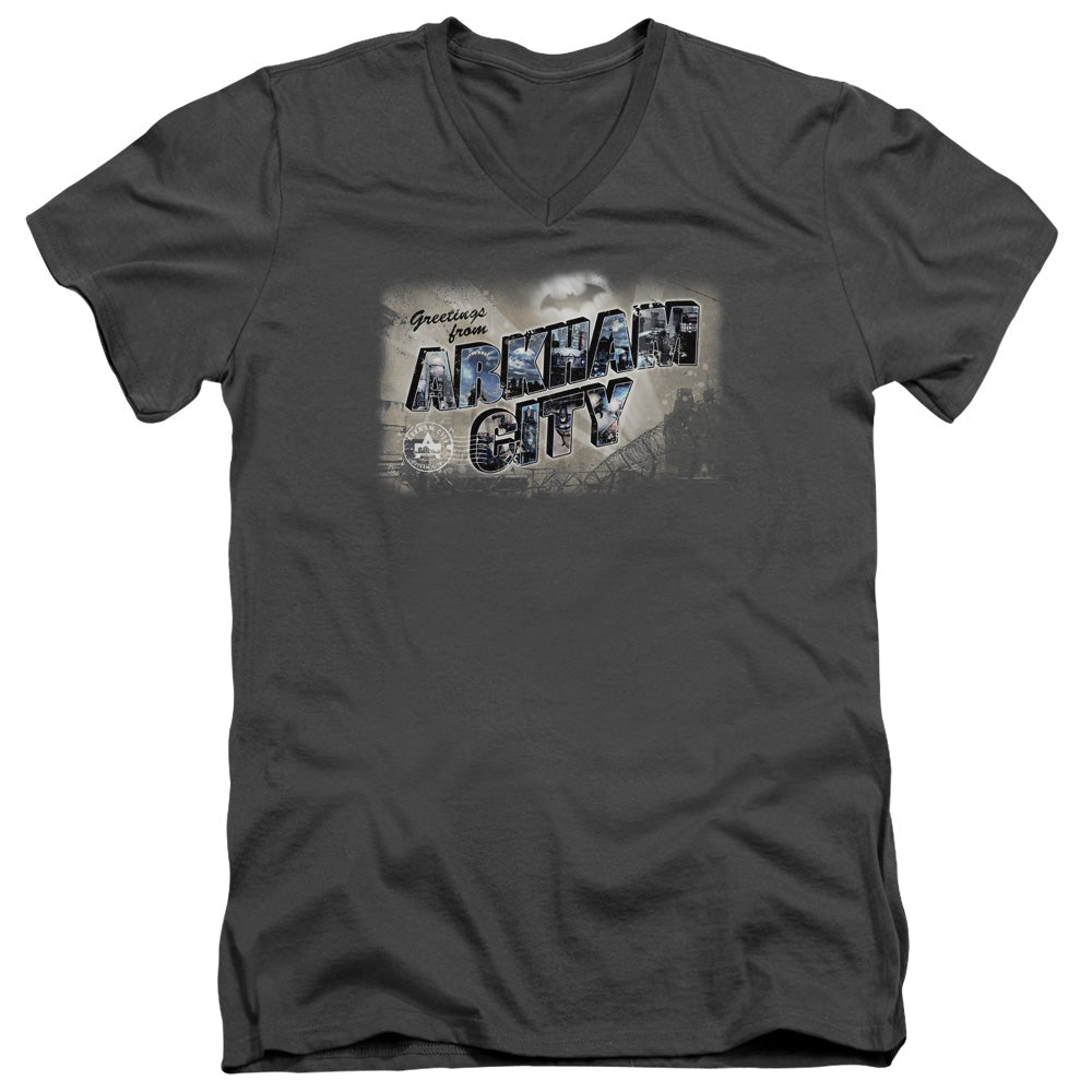 BATMAN ARKHAM CITY/GREETINGS FROM ARKHAM - S/S ADULT V-NECK 30/1 - CHARCOAL