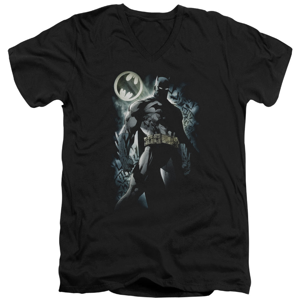BATMAN/THE KNIGHT - S/S ADULT V-NECK 30/1 - BLACK