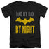 BATMAN/DAD BY DAY - S/S ADULT V-NECK 30/1 - BLACK