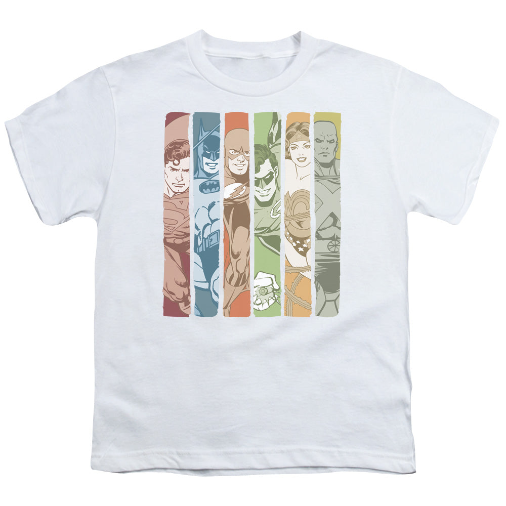 DC/JUSTICE LEAGUE COLUMNS - S/S YOUTH 18/1 - WHITE