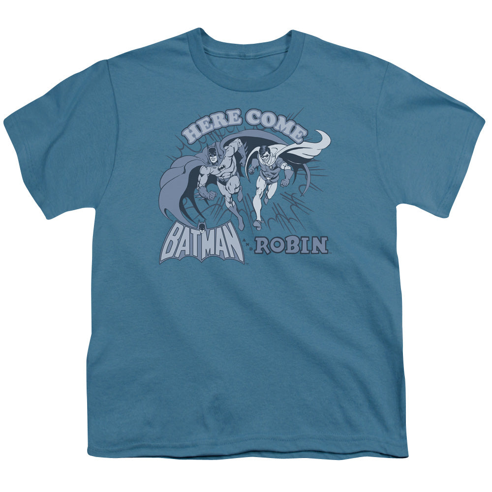 DC BATMAN/HERE COME BATMAN AND ROBIN - S/S YOUTH 18/1 - SLATE