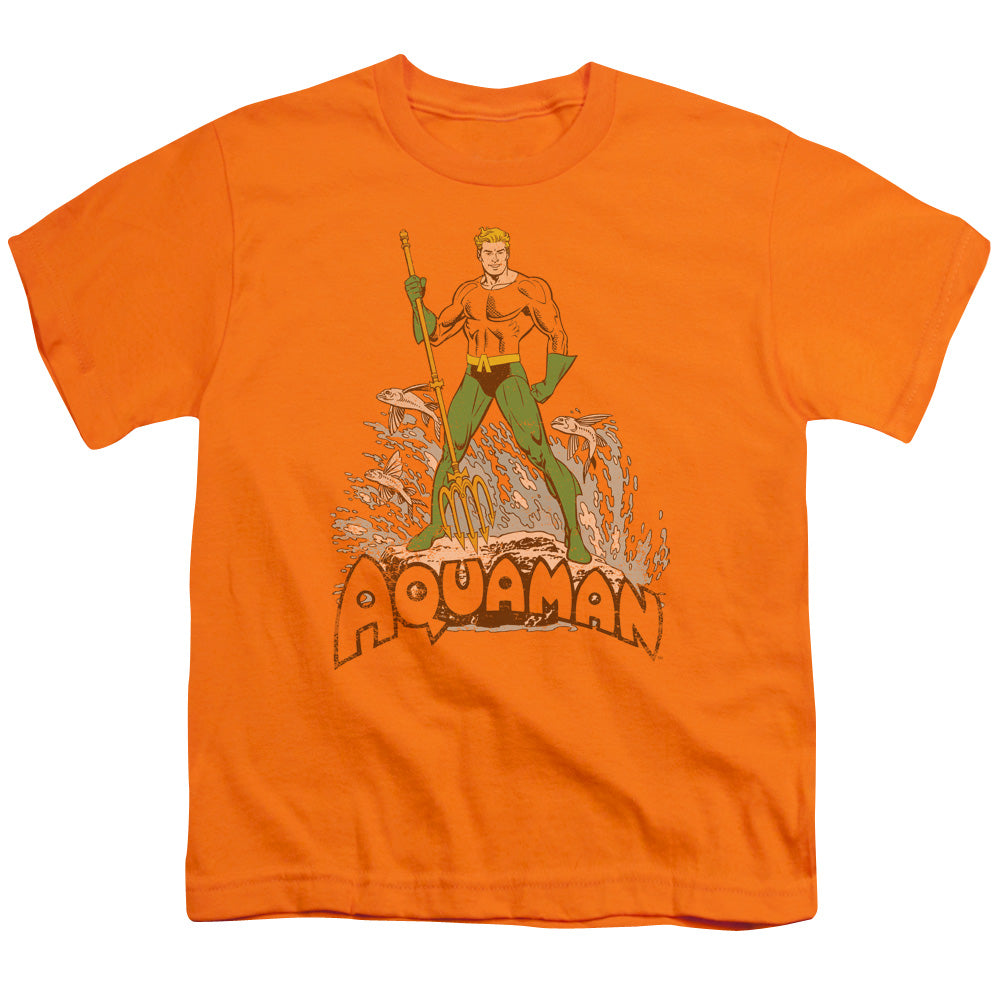 DC/AQUAMAN DISTRESSED - S/S YOUTH 18/1 - ORANGE