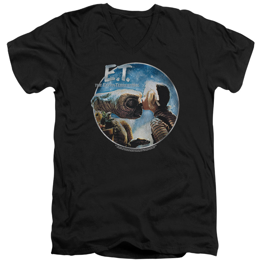 ET/GERTIE KISSES - S/S ADULT V-NECK 30/1 - BLACK - 2X  BLACK