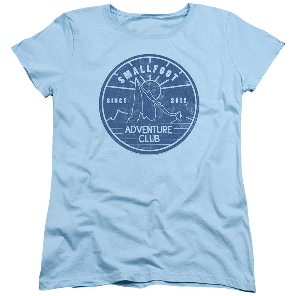 SMALLFOOT/ADVENTURE CLUB - S/S WOMENS TEE - LIGHT BLUE