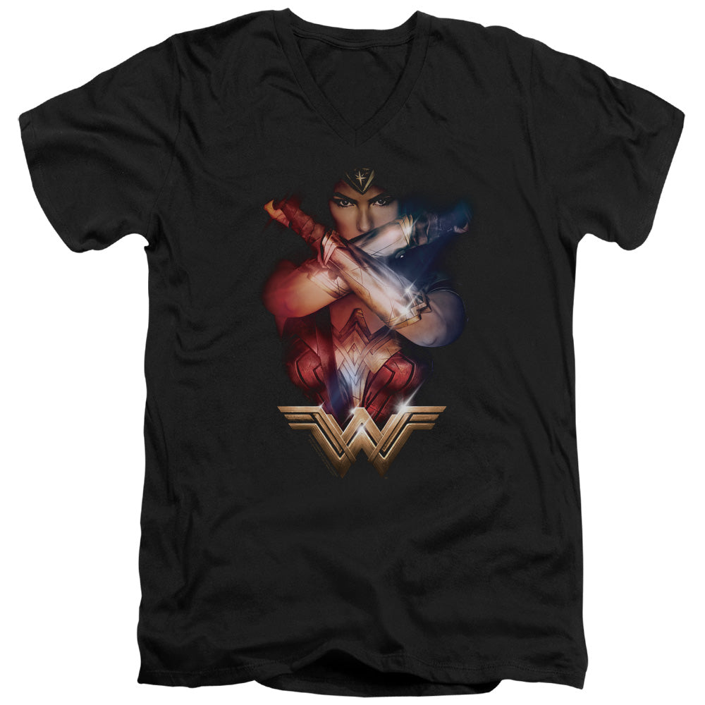 WONDER WOMAN MOVIE/ARMS CROSSED - S/S ADULT V-NECK 30/1 - BLACK
